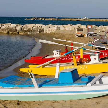 Casetta Del Pescatore 4, Emma